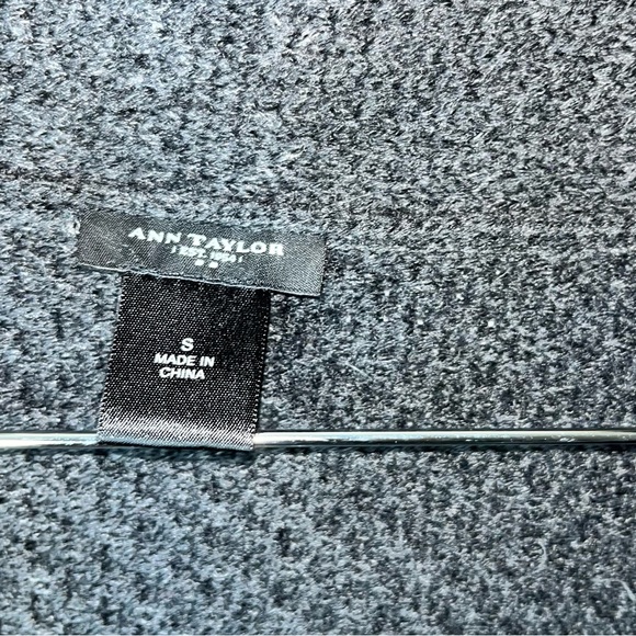 Ann Taylor LOFT Black double layered Cardigan - Picture 11 of 12